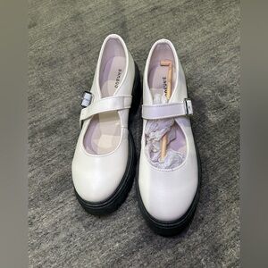 BAMBOO White Shoes with Black Soles